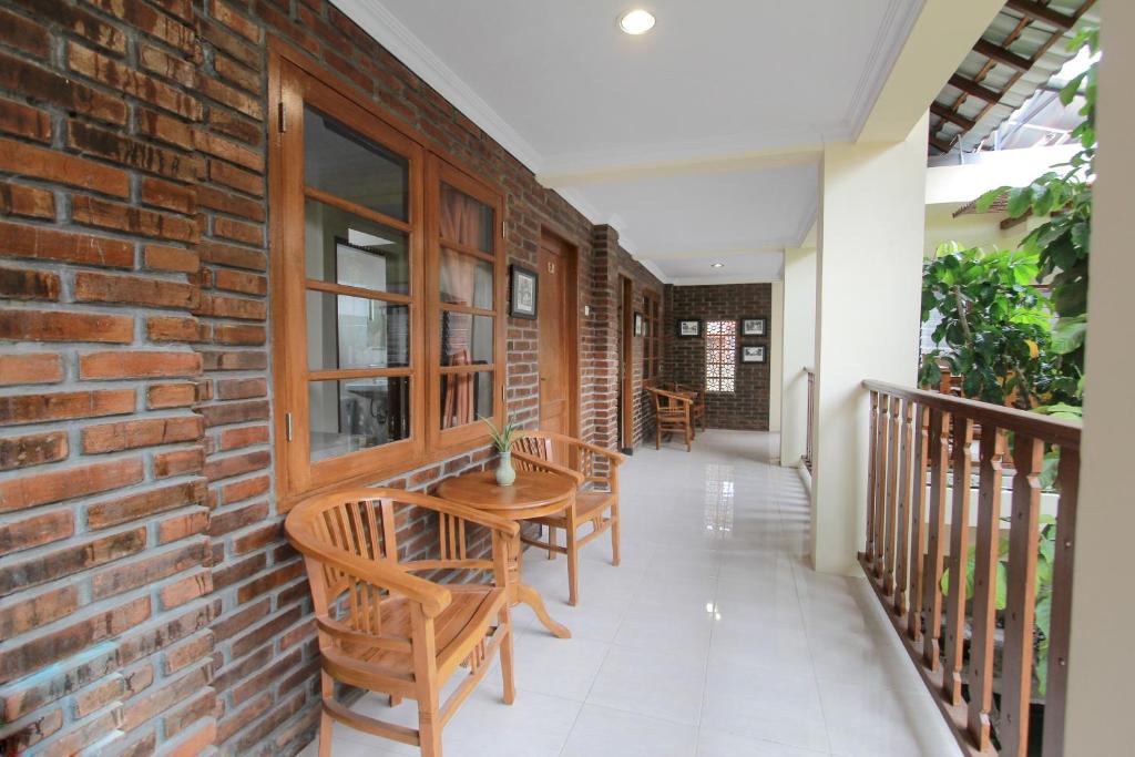 Balkón nebo terasa v ubytování De Hostel Yogyakarta