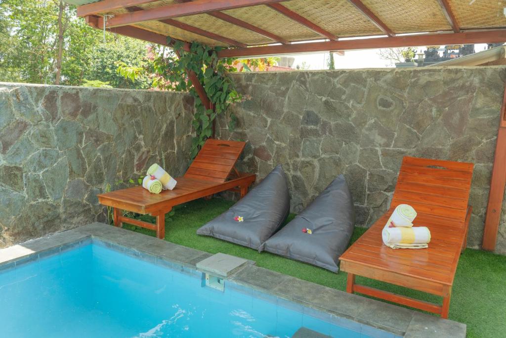 Bazén v ubytování Amalla Lodge Penida by Omanera nebo v jeho okolí