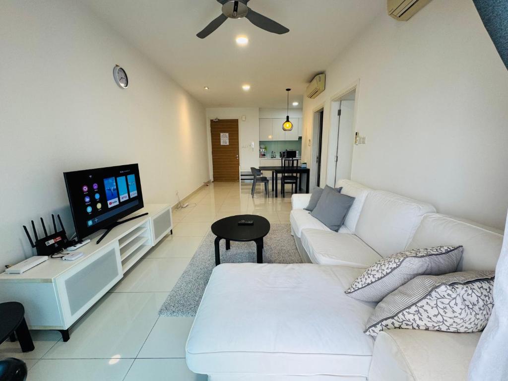 Teega Suites Puteri Harbour #Seaview Unit - One-Bedroom Apartment With Sea View And Balcony
