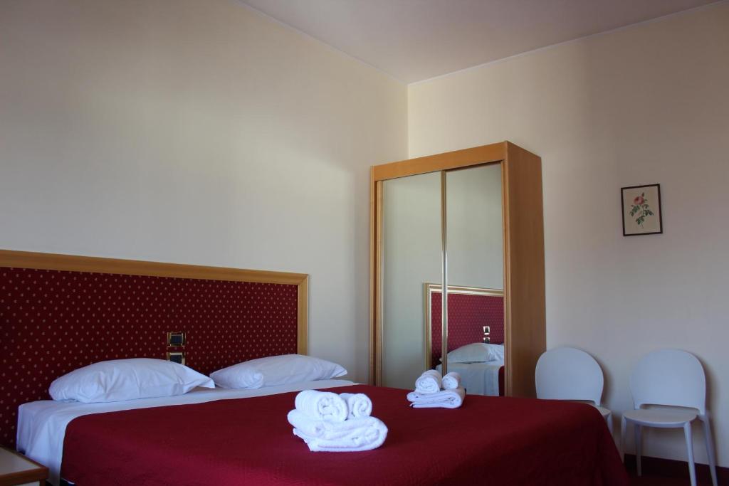 Hotel Palace Masoanri's - Triple Salle De Base