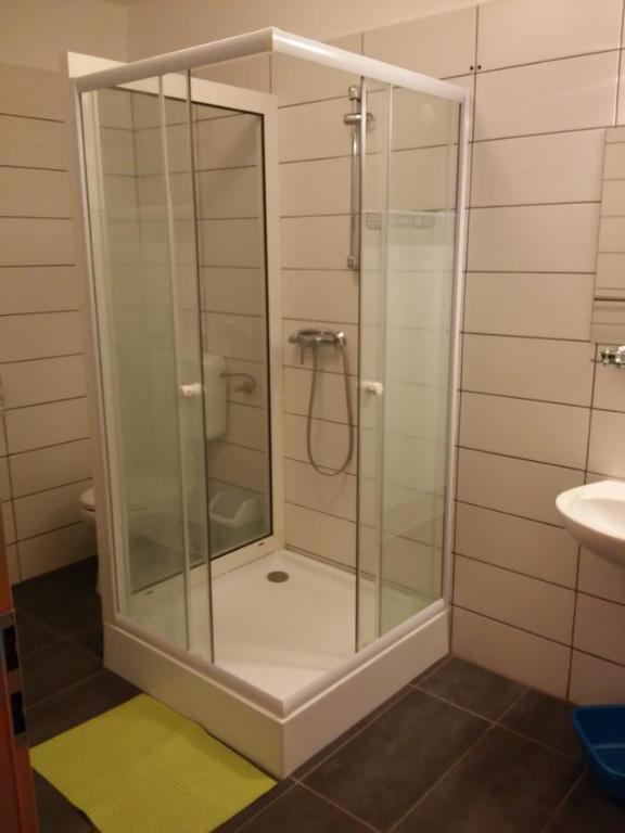 A bathroom at Bóbita Apartman