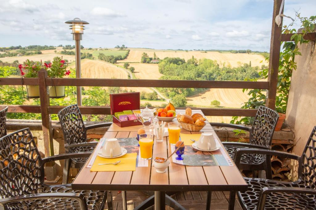 Nápoje v ubytování Logis Hotels - Le relais des deux vallées - Hôtel et restaurant