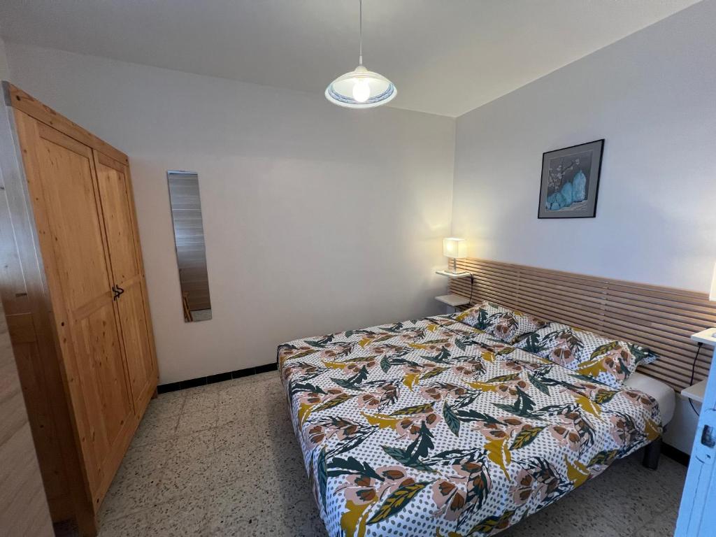 Posteľ alebo postele v izbe v ubytovaní Bel appartement 2 pièces