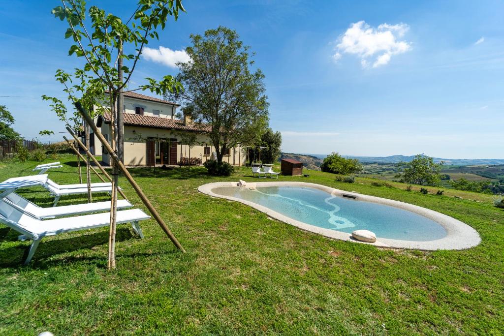 Bazén v ubytování Casa Schiavoni nebo v jeho okolí