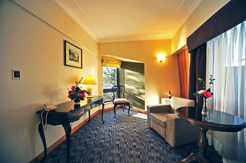 Posezení v ubytování Hotel Naguilan