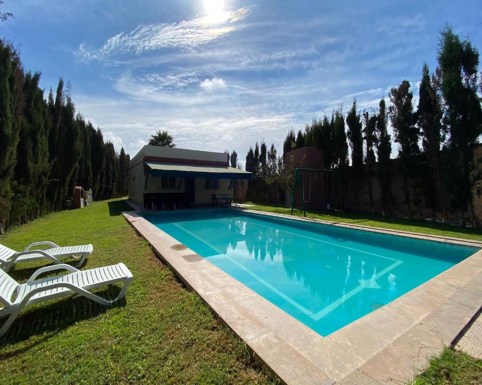 Bazén v ubytování Villa avec piscine à Agadir tifnit surf nebo v jeho okolí