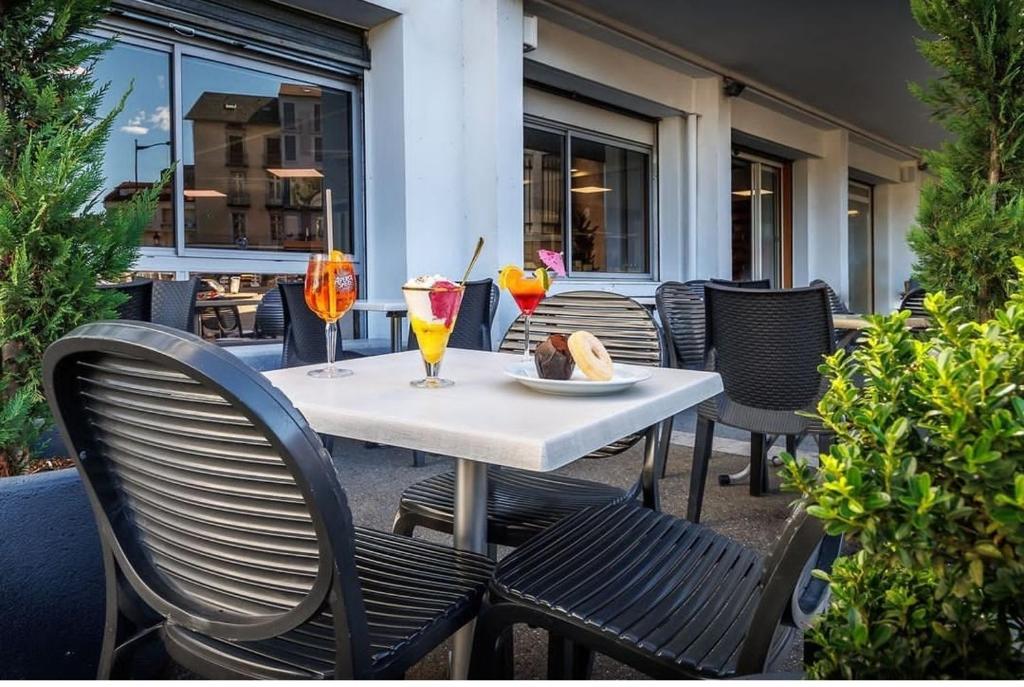 Galería fotográfica de Hôtel La Source en Lourdes