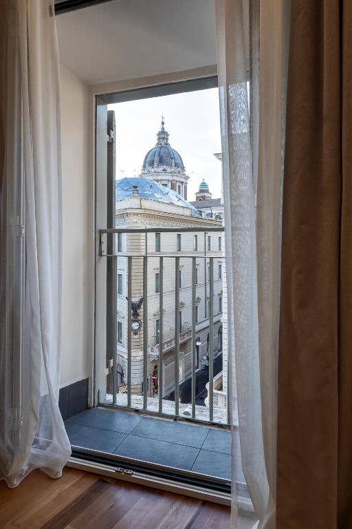 Palazzo Goldoni Condotti Collection - 13