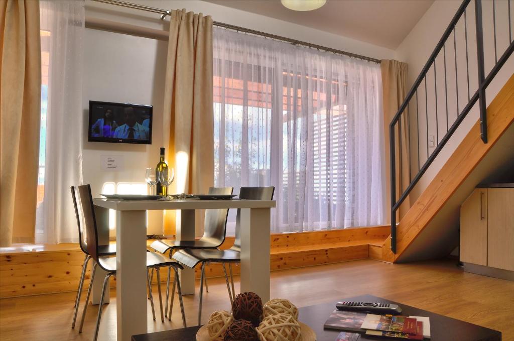 TV a/nebo společenská místnost v ubytování Pálavské Vinohrady