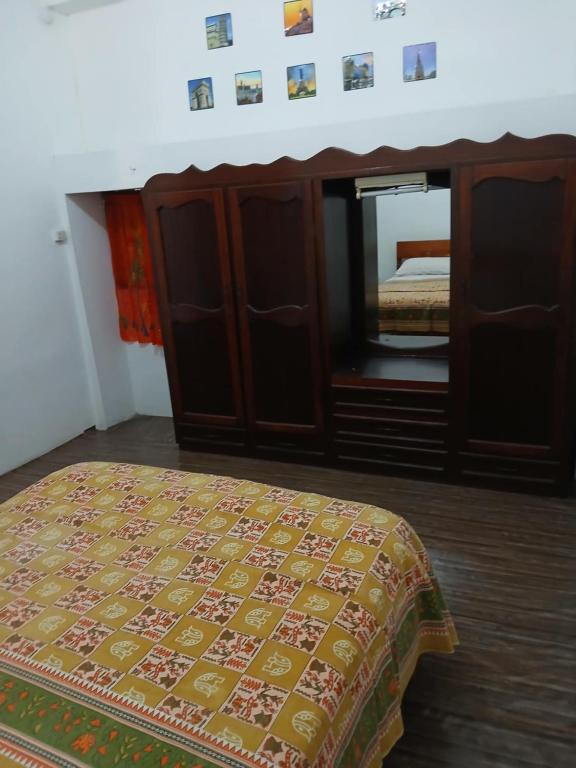 Postel nebo postele na pokoji v ubytování Souillac-Guest House