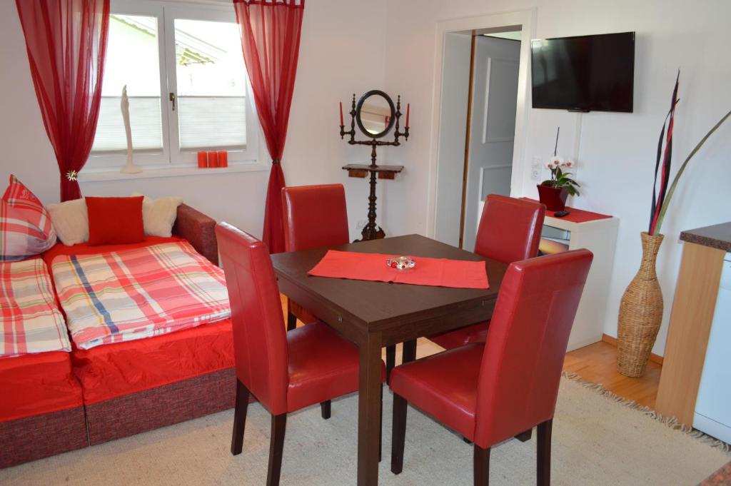 Postel nebo postele na pokoji v ubytování Appartements Strasser Angelika