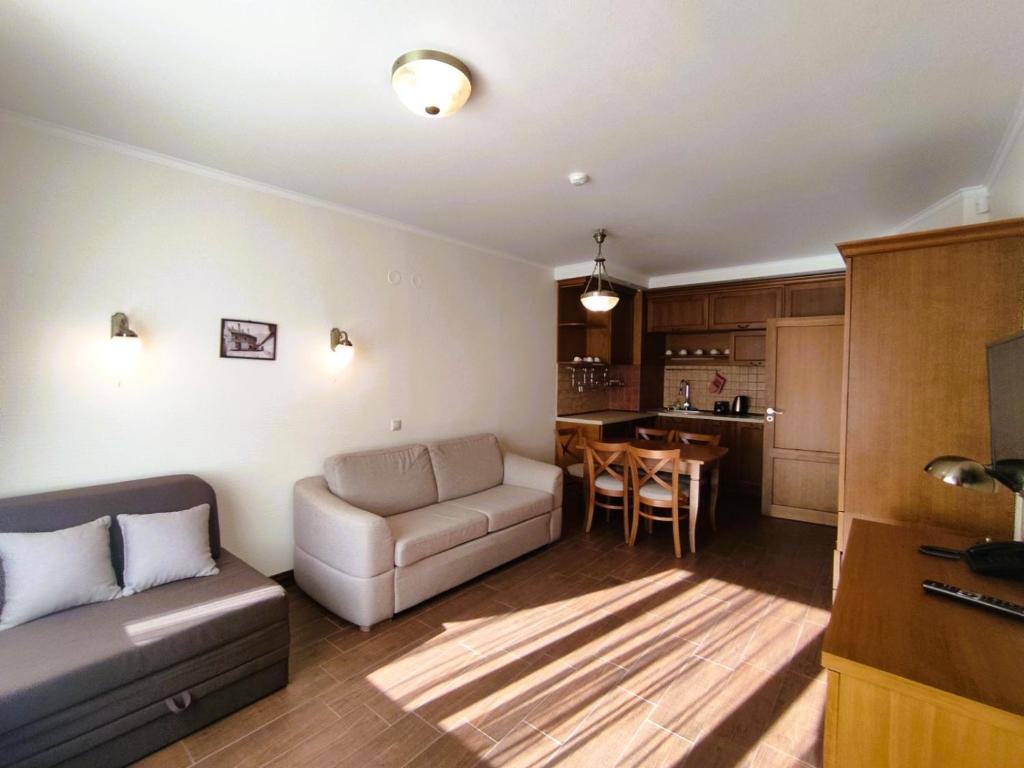 Beachfront · Private Beach 7 Pools SPA Boutique Hotel - One-Bedroom Superior Apartment (2 Adults + 3 Adults Or 3 Children)