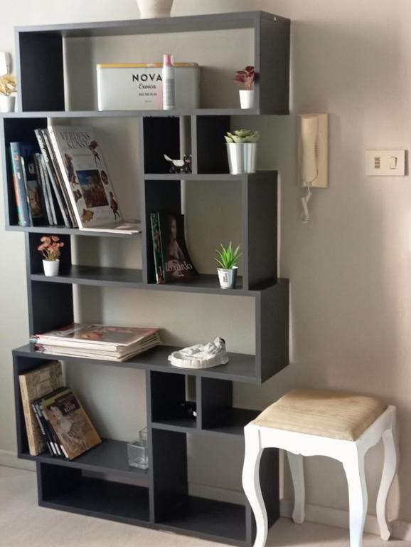 Knihovna v apartmánu