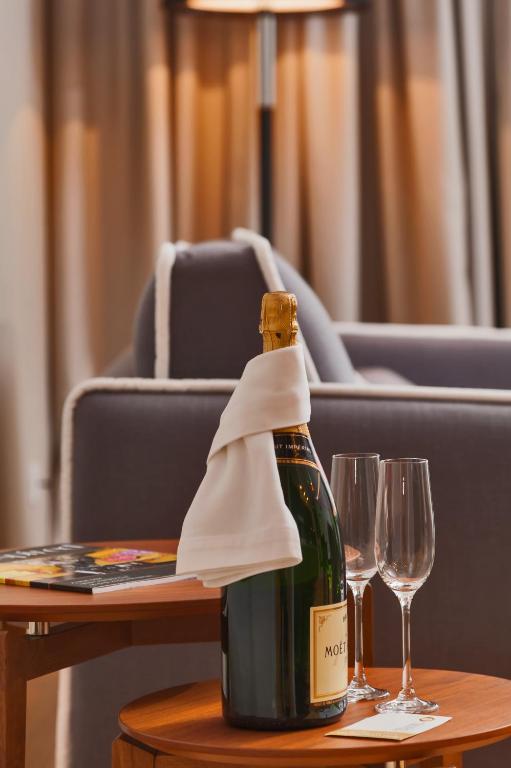 Residence by Vestibul Palace - 8