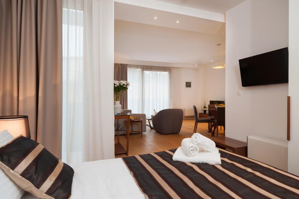 Residence by Vestibul Palace - 1