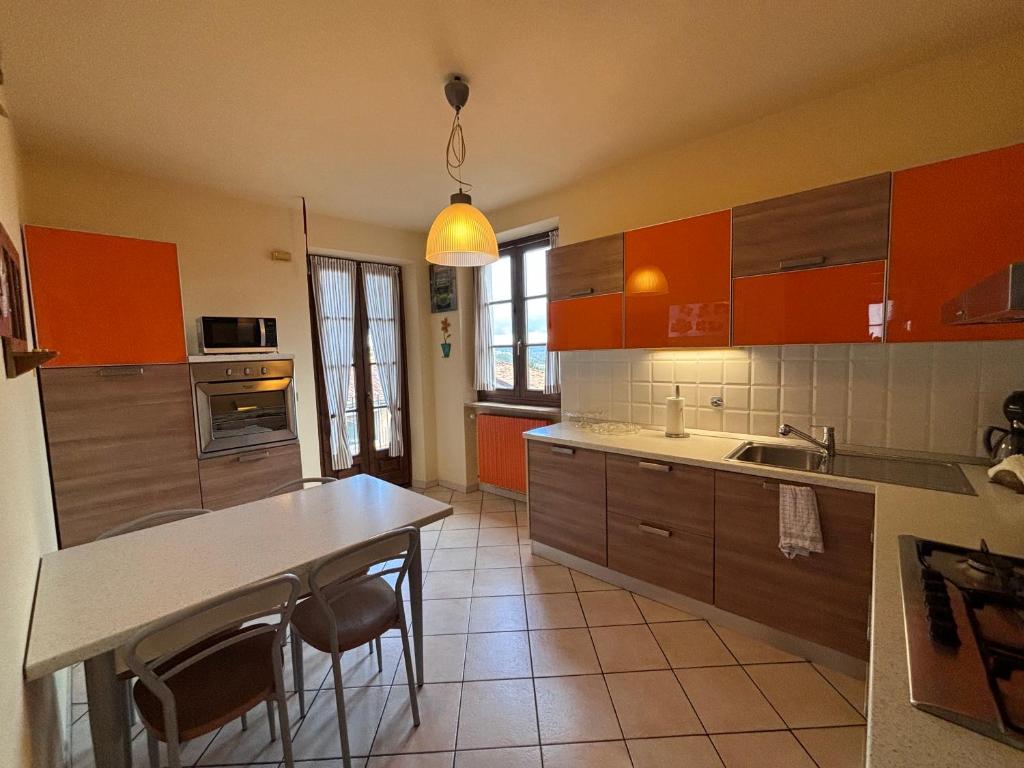 Kuchyň nebo kuchyňský kout v ubytování Gemma Fiorita Casa Vacanze
