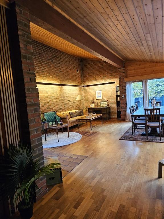 Photo inspiration: Private Room 3 In A Luxury Villa Chalet Style Oslo Photo Inspiration
