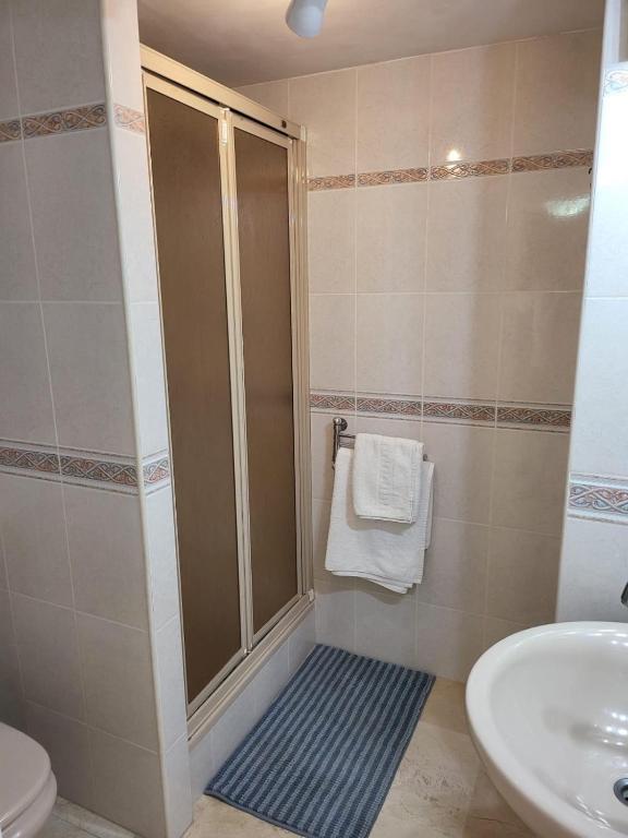 Koupelna v ubytování Diamond Room vue Pool Fuengirola 3