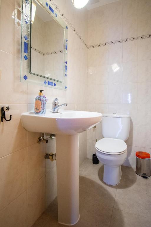 Koupelna v ubytování Puerta del Agua
