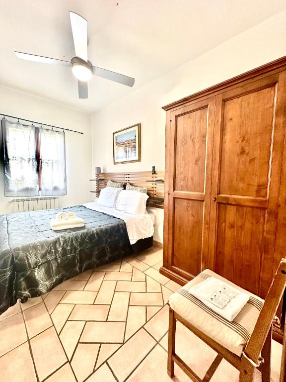 A bed or beds in a room at Home Cavour Florence