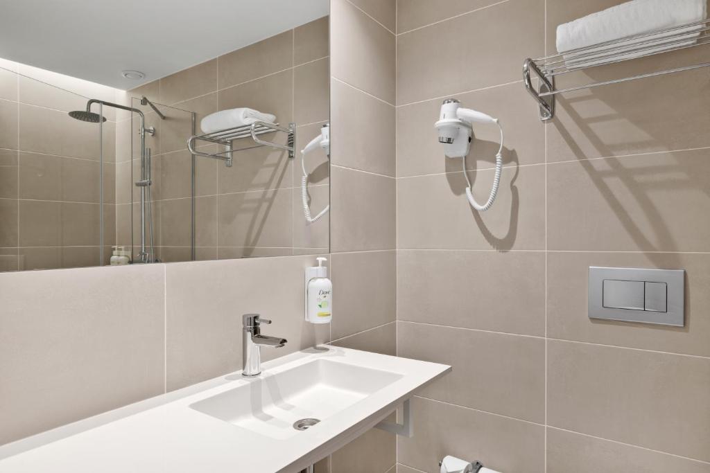 B&B HOTEL Viana do Castelo - 13