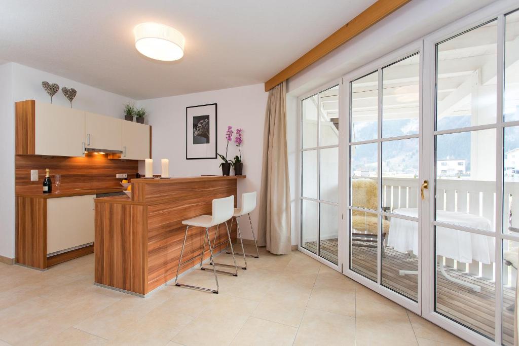 Fotografie z fotogalerie ubytování Sonn-Alm Chalet-Apartments v destinaci Bichlbach