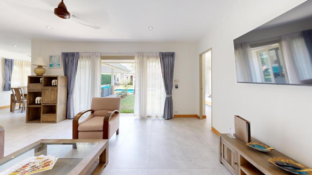 Idyllic Samui Beach Villa Resort - 15