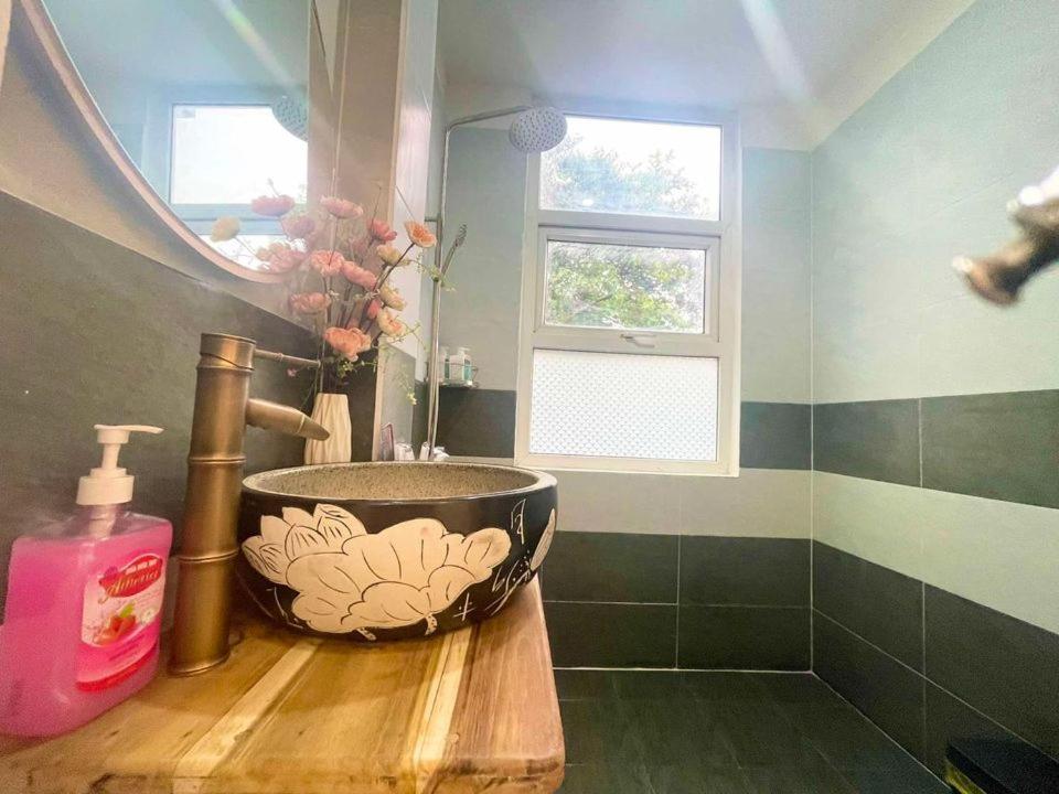 Hue Loving Home & Cafe - 3