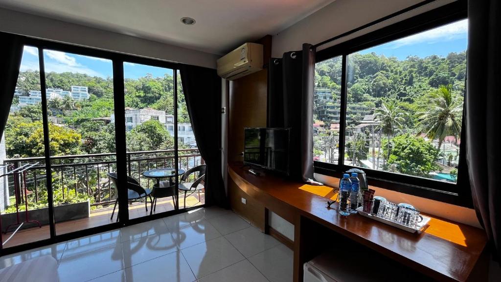 Coco Mountain View Guest House Hotel - Resim 37