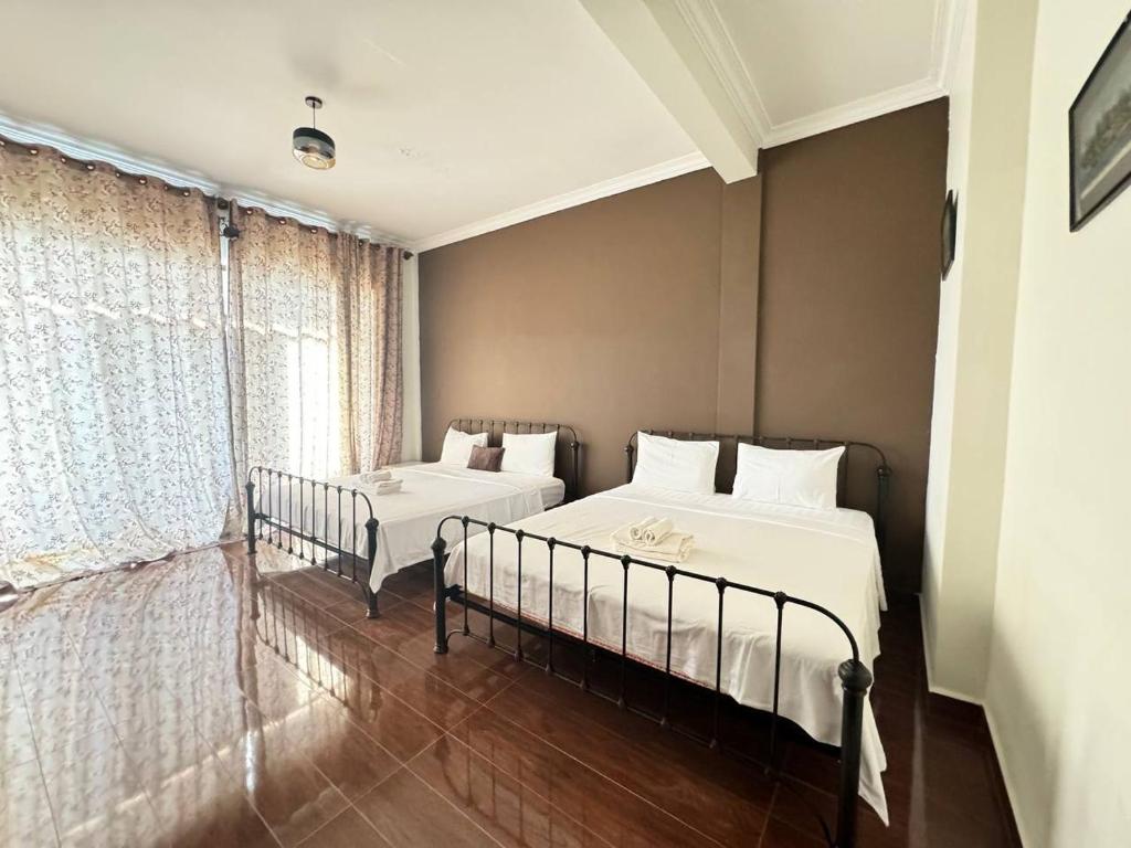The J Break Boutique - Deluxe Twin Room