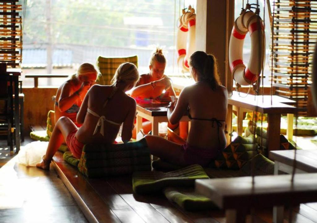 Hosté ubytování Non La Mer Hostel - Bed & Yoga