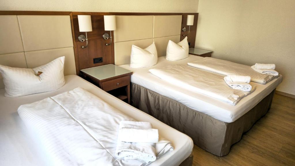 Hotel Avenue Altenfurt - Resim 21