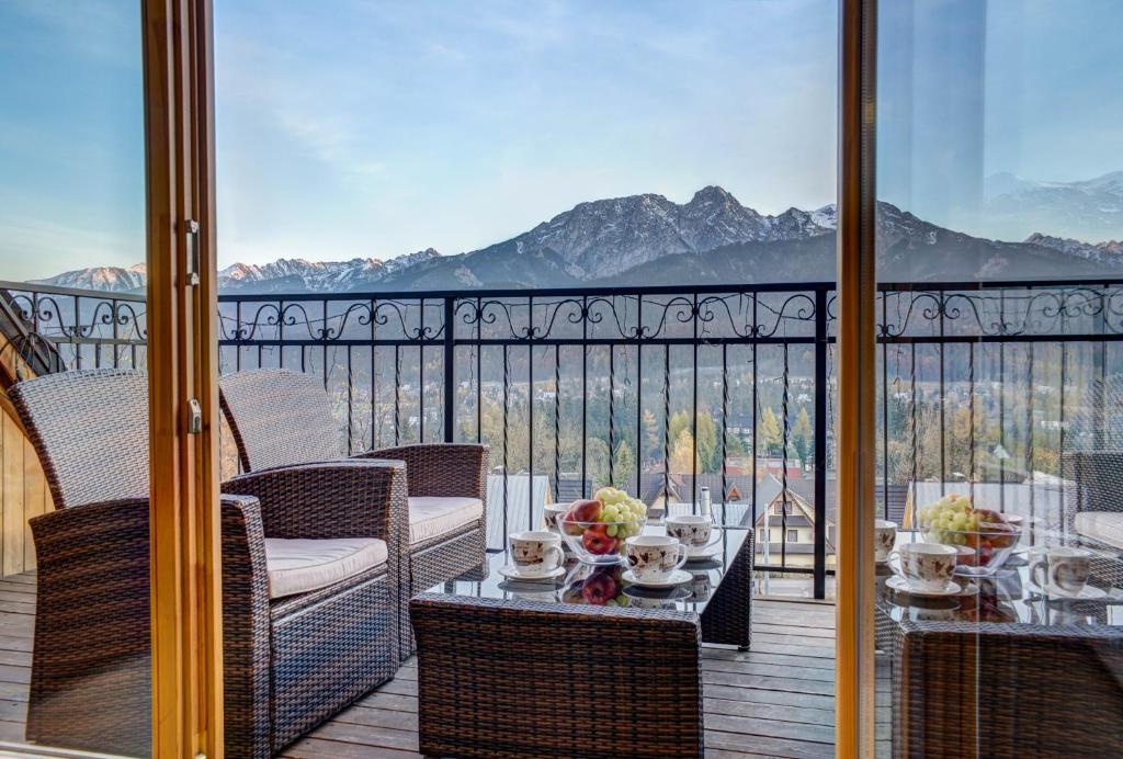 Apartamenty Tatra View Kościelisko - One-Bedroom Apartment With Balcony
