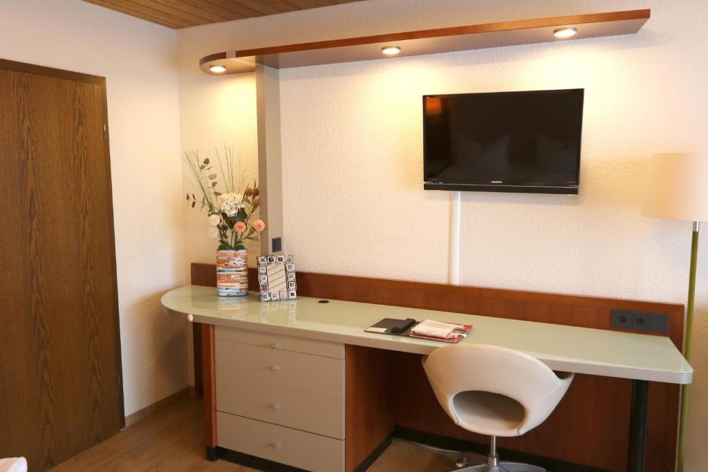 Hotel Avenue Altenfurt - Resim 24