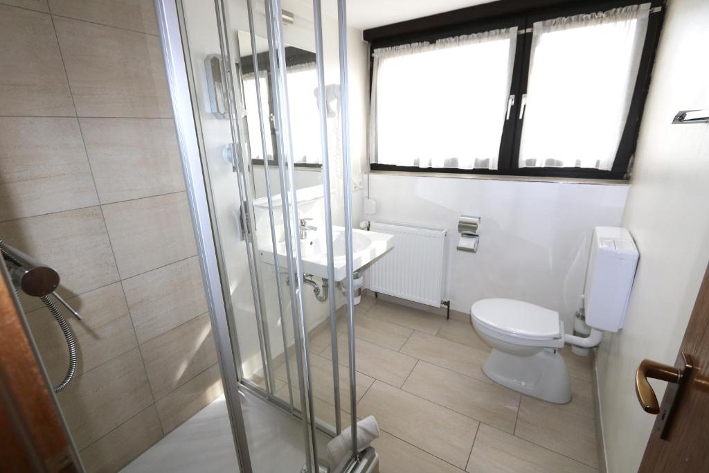 Hotel Avenue Altenfurt - Resim 33