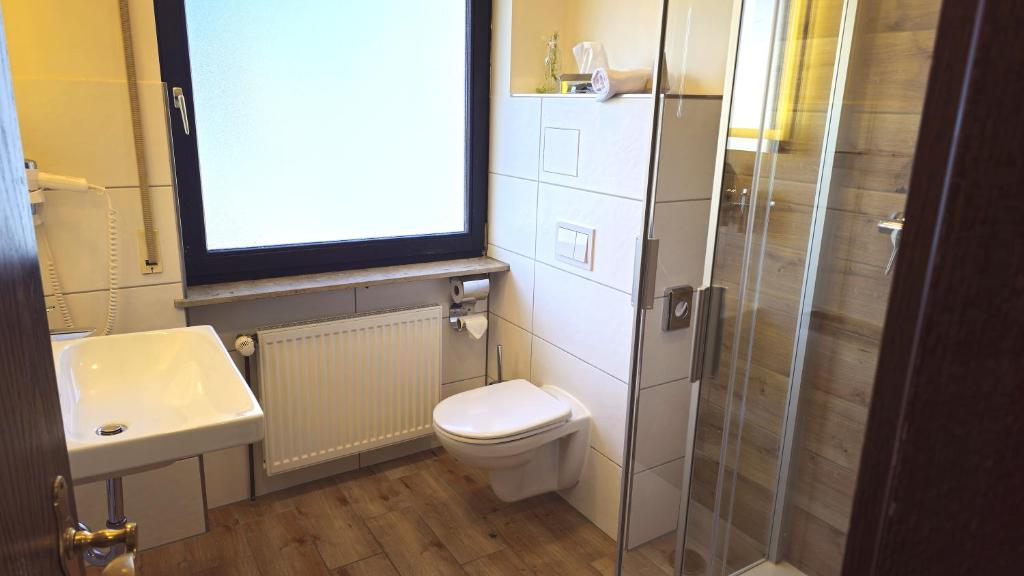 Hotel Avenue Altenfurt - Resim 34