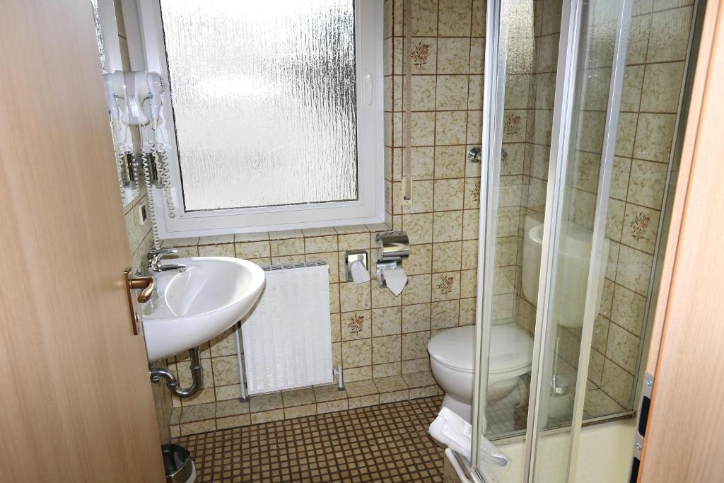 Hotel Avenue Altenfurt - Resim 35