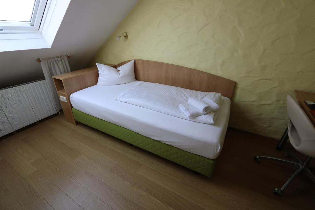 Hotel Avenue Altenfurt - Resim 38