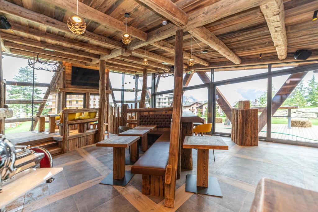 TV a/nebo společenská místnost v ubytování Avalanche - Alpine Boutique Hotel
