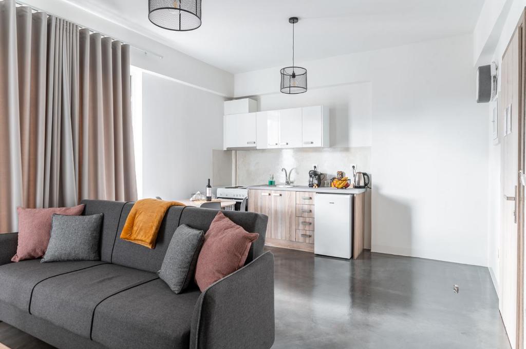Dapur atau dapur kecil di MAGNOLIA SUITES