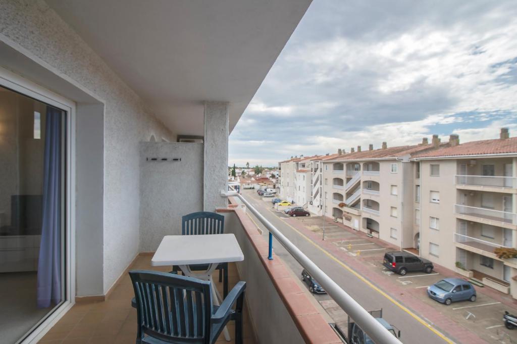 Apartamentos Empuriabrava Maurici Park - Standard Apartment