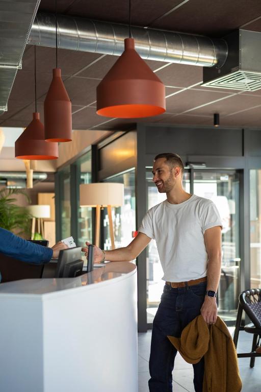 Nomad Hotel Dijon - Resim 11