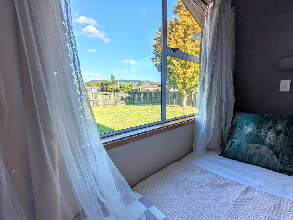 Dream home in central of Rotorua with spa pool - Resim 15