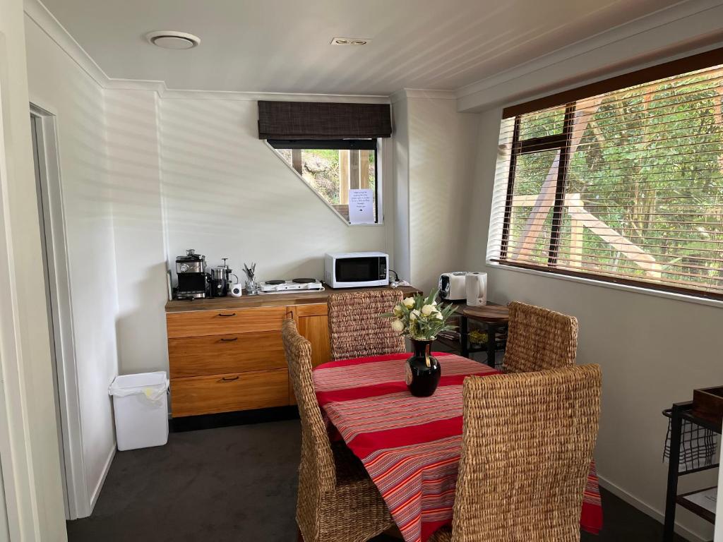 Gully Retreat - Resim 4