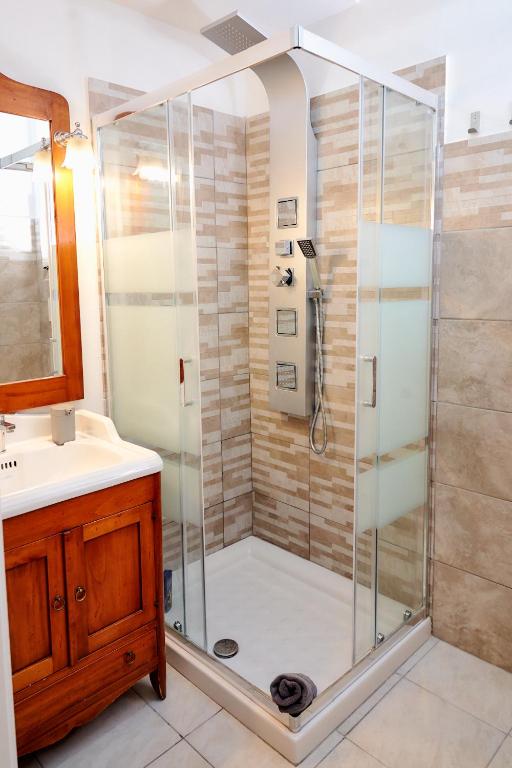 Ein Badezimmer in der Unterkunft Casa Gaby