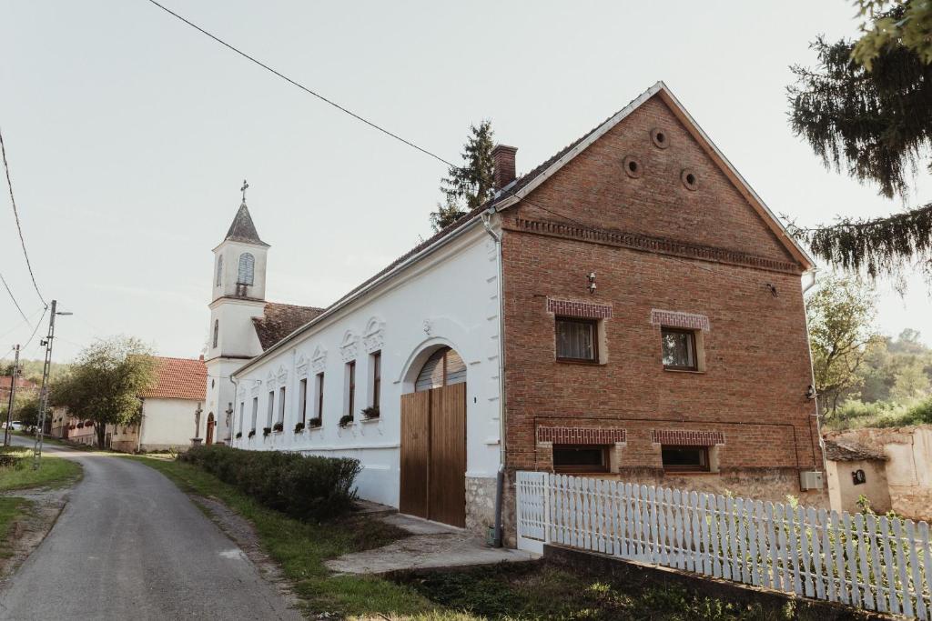 Barátúri Barátok Vendégház 7394 Barátúr, 9 Barátúr kép - 1
