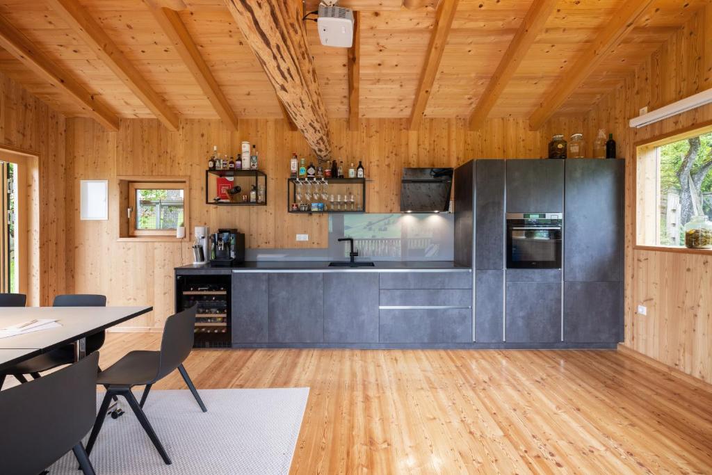 Kuchyň nebo kuchyňský kout v ubytování Untersillerhof