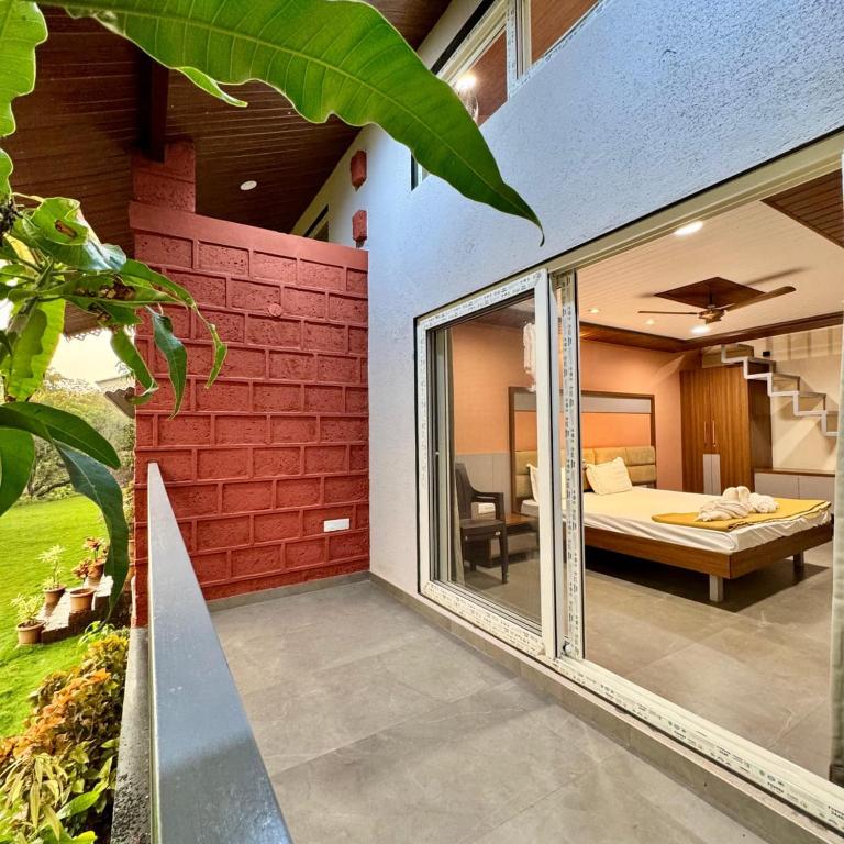 Grand Ambience Resort - Hütte