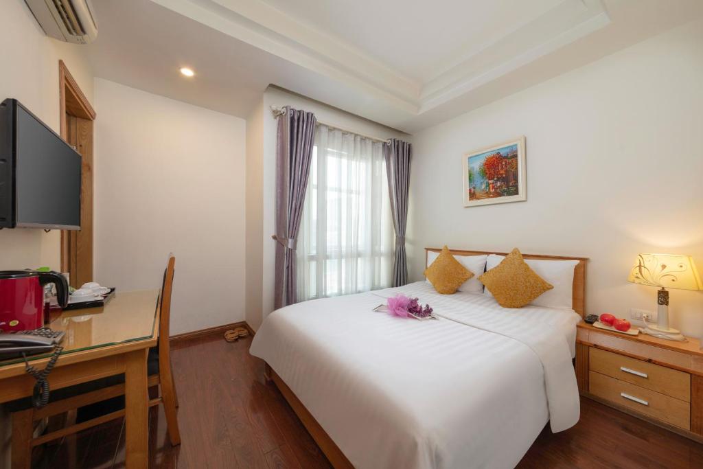TV a/nebo společenská místnost v ubytování Hanoi Sky Hotel