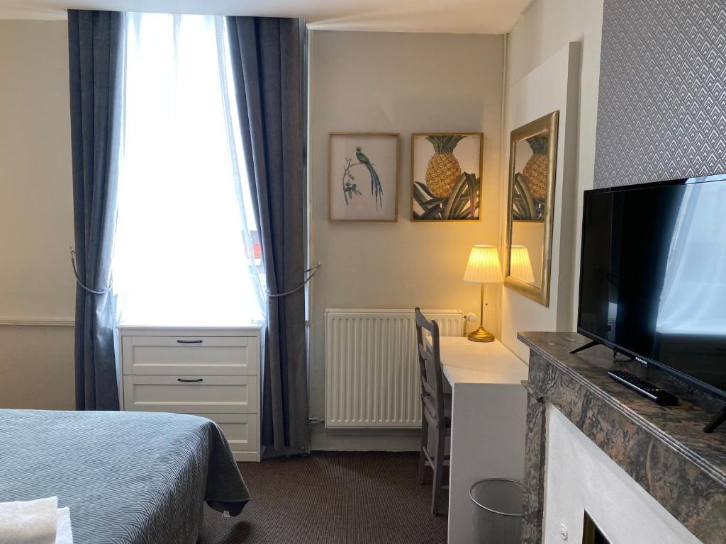 Hotel Saint Yves - Resim 38